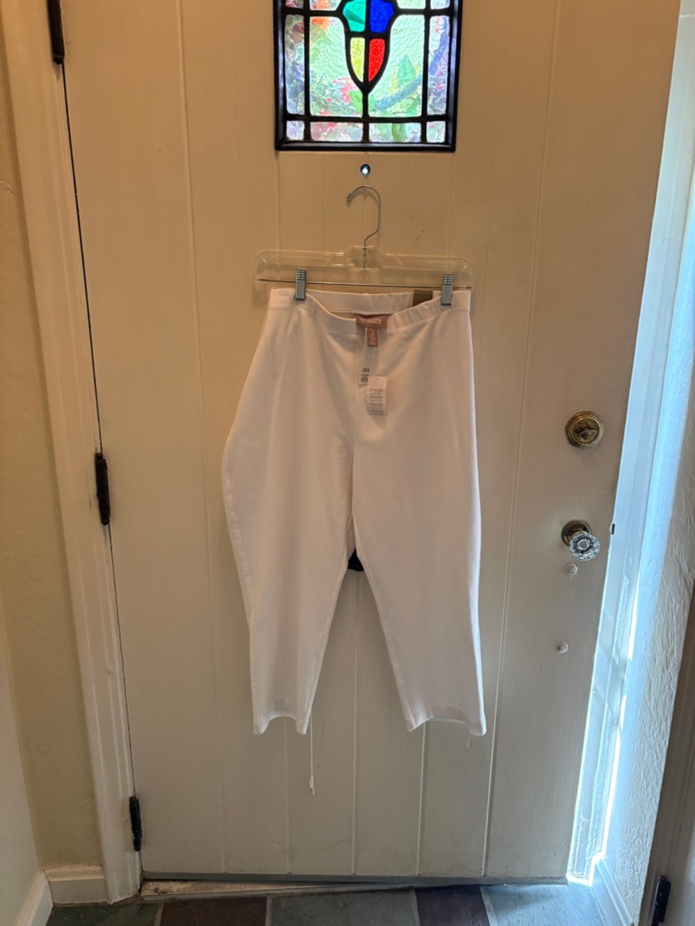 NWT White Cropped Legging Pants